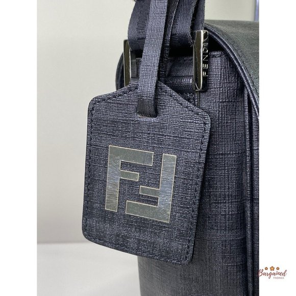 Authentic Fendi Black Zucca Print Coated Canvas Messenger Crossbody Flap Bag - Picture 2 of 13